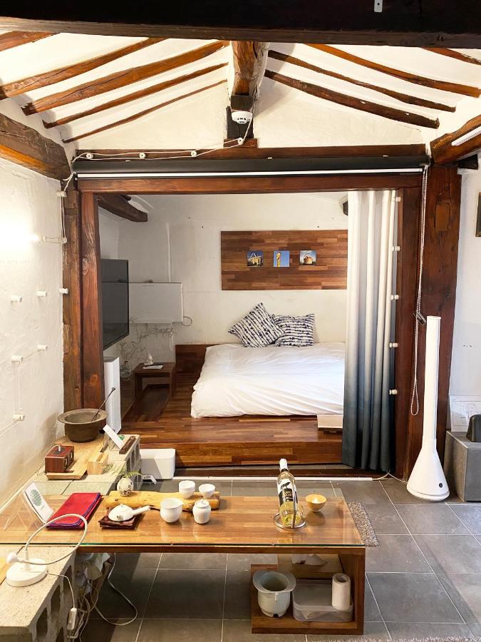 Viva La Vida - Jongno Hanok Private House Seoul Exterior photo